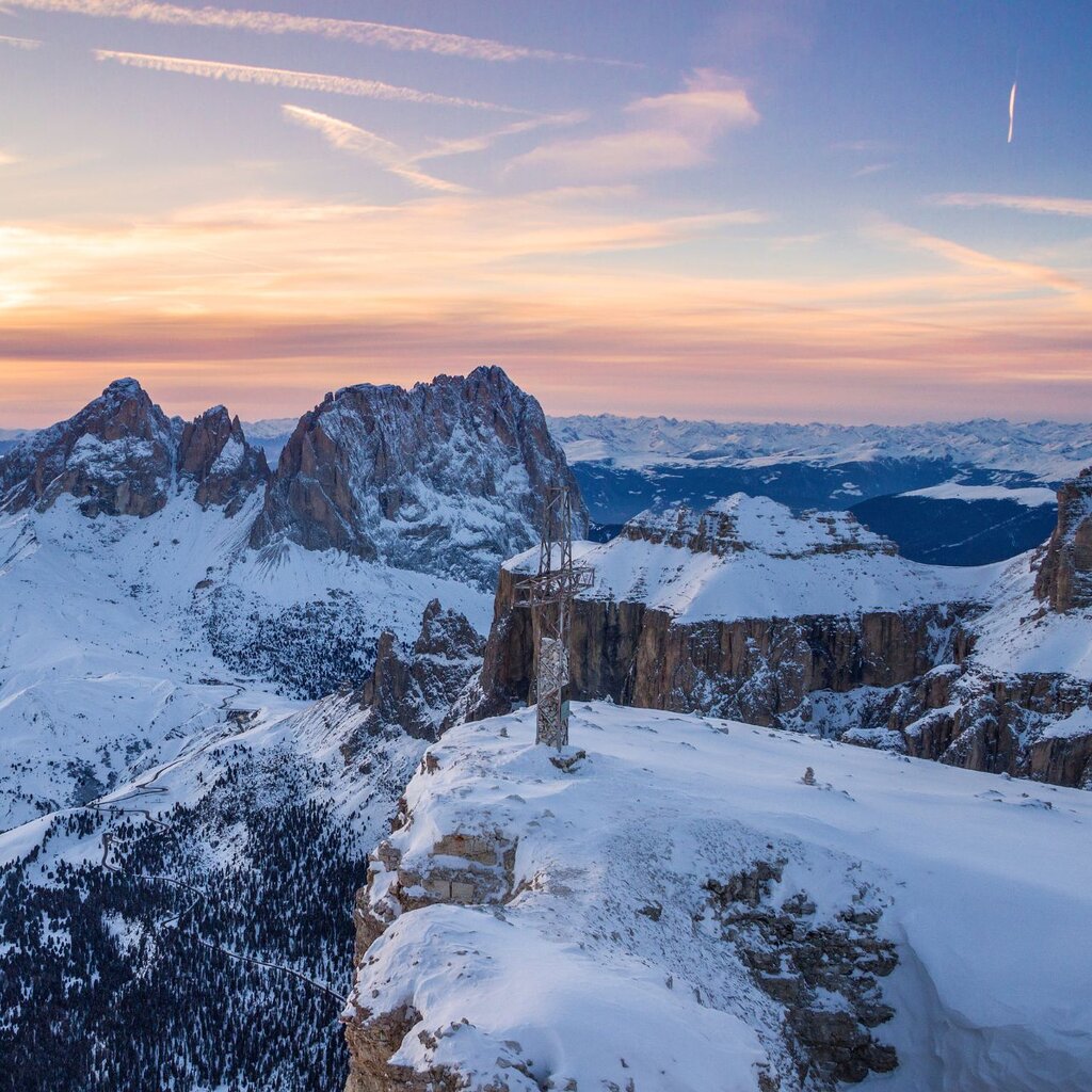 Tramonto dal Sass Pordoi con vista sul Sassolungo | © Archivio immagini ApT Val di Fassa - Patricia Ramirez