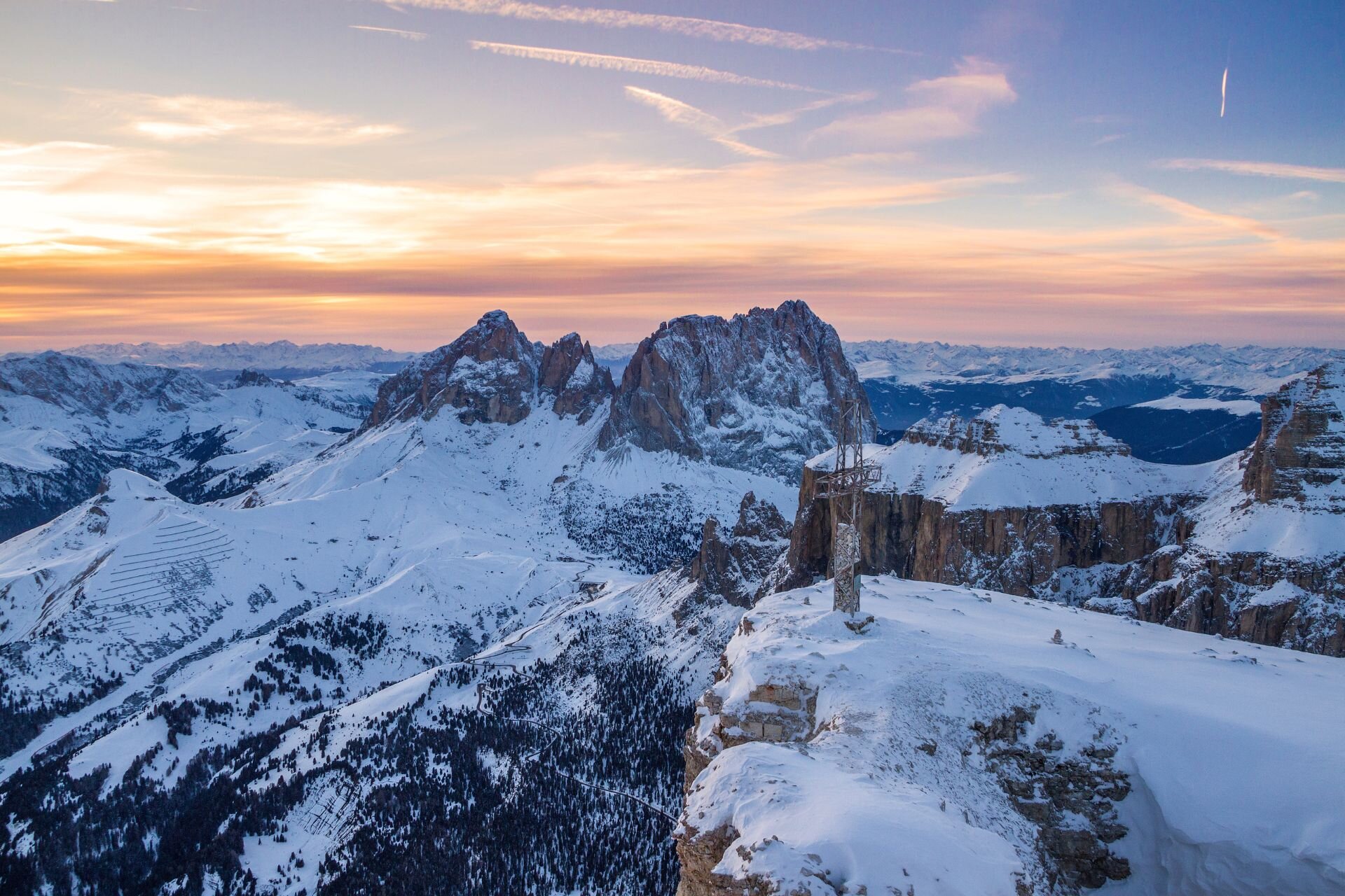 Tramonto dal Sass Pordoi con vista sul Sassolungo | © Archivio immagini ApT Val di Fassa - Patricia Ramirez
