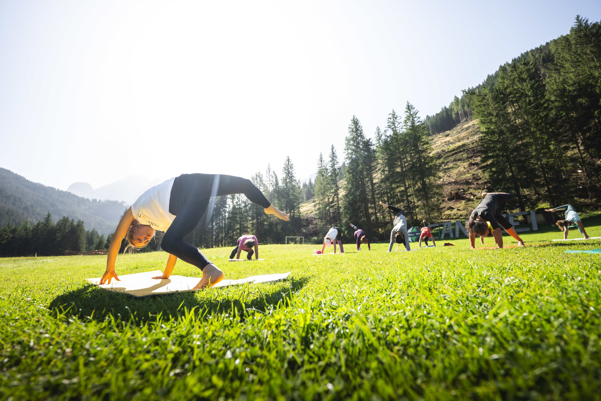 Detomas Tania   Professional Yoga, Meditation And Dance Instructor